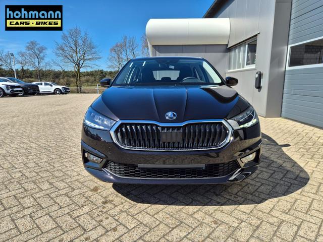Skoda Fabia 1.0 TSI 95PS Selection 5-t&uuml;rig R&uuml;ckf.Kamera Parksensoren Sitzheizung Multifunktionslenkrad Klima Skoda-Radio Bluetooth Touchscreen Tempomat Nebelsch. Apple CarPlay + Android Auto 