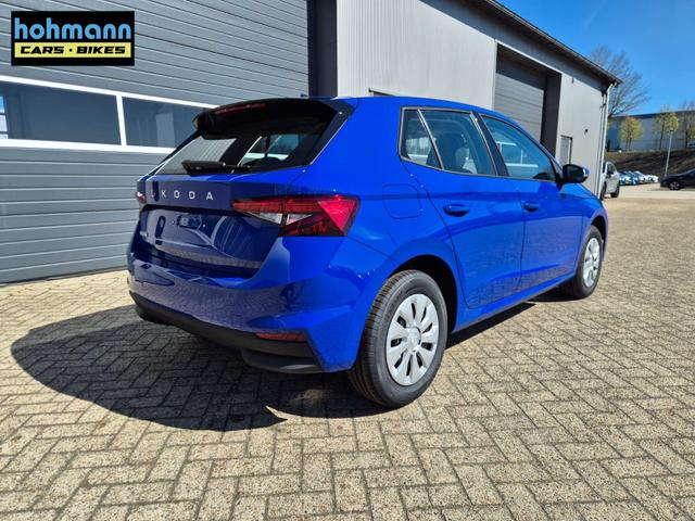 Skoda Fabia 1.0 TSI 95PS Selection 5-t&uuml;rig R&uuml;ckf.Kamera Parksensoren Sitzheizung Multifunktionslenkrad Klima Skoda-Radio Bluetooth Touchscreen Tempomat Nebelsch. Apple CarPlay + Android Auto 