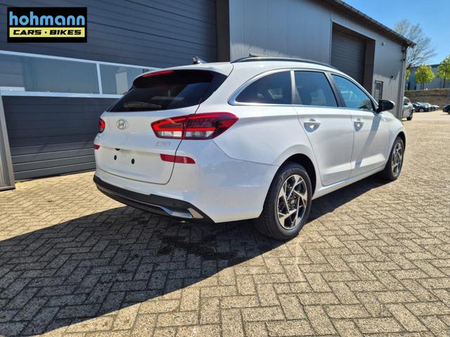 Hyundai i30 Kombi 1.5 T-GDI 150PS Automatik Trend Sitzheizung Lenkradheizung Klimaautomatik PDC v+h R&uuml;ckf.Kamera Navi Apple CarPlay + Android Auto 16"LM 