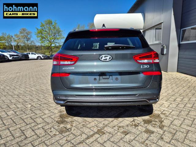 Hyundai i30 Kombi 1.5 T-GDI 150PS Automatik Trend Sitzheizung Lenkradheizung Klimaautomatik PDC v+h R&uuml;ckf.Kamera Navi Apple CarPlay + Android Auto 16"LM 