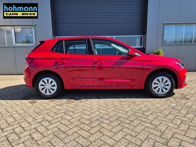 Skoda Fabia 1.0 TSI 95PS Selection 5-t&uuml;rig R&uuml;ckf.Kamera Parksensoren Sitzheizung Multifunktionslenkrad Klima Skoda-Radio Bluetooth Touchscreen Tempomat Nebelsch. Apple CarPlay + Android Auto 