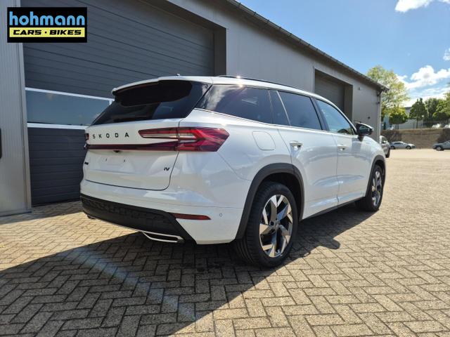 Skoda Kodiaq Sportline 1.5 TSI 204PS PHEV DSG schwenkb. AHK elektr. PanoDach HUD Alcantara PDC v+h 360&deg;Kamera CANTON Sound Klimaautomatik Sitzheizung Lenkradheizung Navi Apple CarPlay Android Auto 2xKeyless 19"LM vollelektr. Reichweite 116KM 