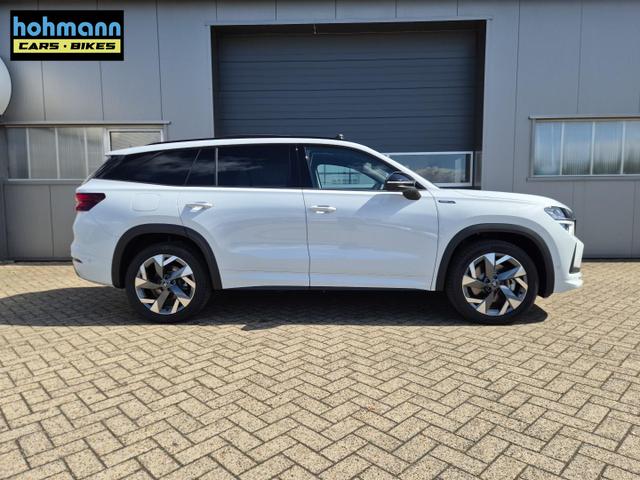 Skoda Kodiaq Sportline 1.5 TSI 204PS PHEV DSG schwenkb. AHK elektr. PanoDach HUD Alcantara PDC v+h 360&deg;Kamera CANTON Sound Klimaautomatik Sitzheizung Lenkradheizung Navi Apple CarPlay Android Auto 2xKeyless 19"LM vollelektr. Reichweite 116KM 