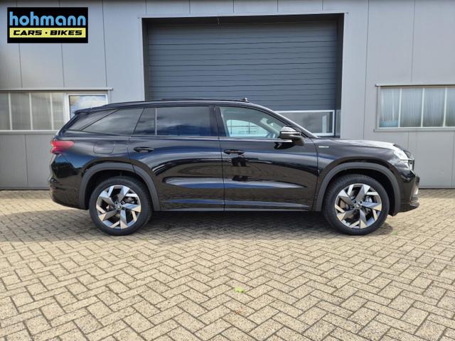 Skoda Kodiaq Sportline 1.5 TSI 204PS PHEV DSG schwenkb. AHK elektr. PanoDach HUD Alcantara PDC v+h 360&deg;Kamera CANTON Sound Klimaautomatik Sitzheizung Lenkradheizung Navi Apple CarPlay Android Auto 2xKeyless 19"LM vollelektr. Reichweite 116KM 