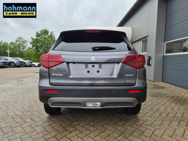 Suzuki Vitara Comfort+ 110PS MHEV 4x4 ALLGRIP 1.4 Boosterjet Allrad Teilleder mit Alcantara Navi Klimaautomatik Sitzheizung ACC PDC v+h R&uuml;ckf.Kamera Suzuki-Radio Apple CarPlay Android Auto Touchscreen 2xKeyless 17-LM 