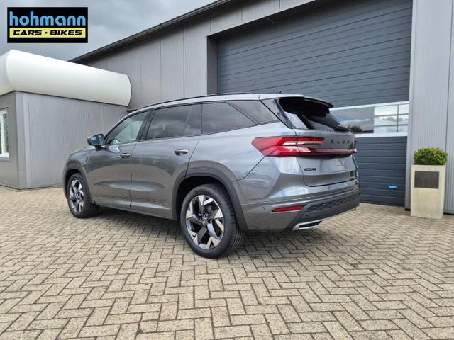 Skoda Kodiaq Sportline 1.5 TSI 204PS PHEV DSG schwenkb. AHK elektr. PanoDach HUD Alcantara PDC v+h 360&deg;Kamera CANTON Sound Klimaautomatik Sitzheizung Lenkradheizung Navi Apple CarPlay Android Auto 2xKeyless 19"LM vollelektr. Reichweite 116KM 