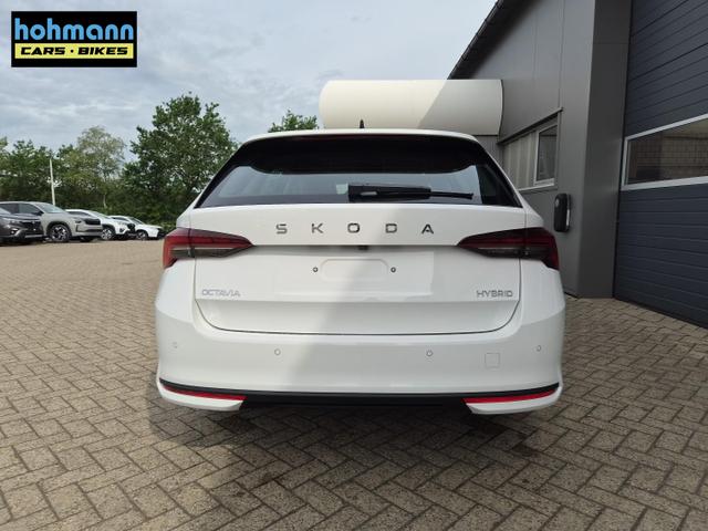 Skoda Octavia Combi 1.5 TSI 150PS m-HEV DSG Selection AHK Klimaautomatik ACC PDC v+h R&uuml;ckf.Kamera Sitzheizung TWA Apple CarPlay Android Auto 16"LM 