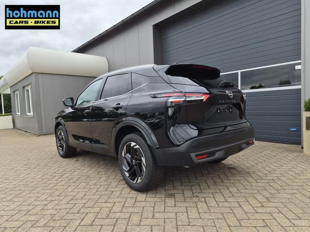 Nissan Qashqai 1.3 DIG-T MHEV 158 PS X-Tronic N-Connecta Teil-Leder PanoGlasdach Klimaautomatik Sitzheizung Lenkradheizung Navi ACC PDC v+h 360&deg;Kamera DAB Bluetooth Touchscreen Apple CarPlay Android Auto 18"LM 
