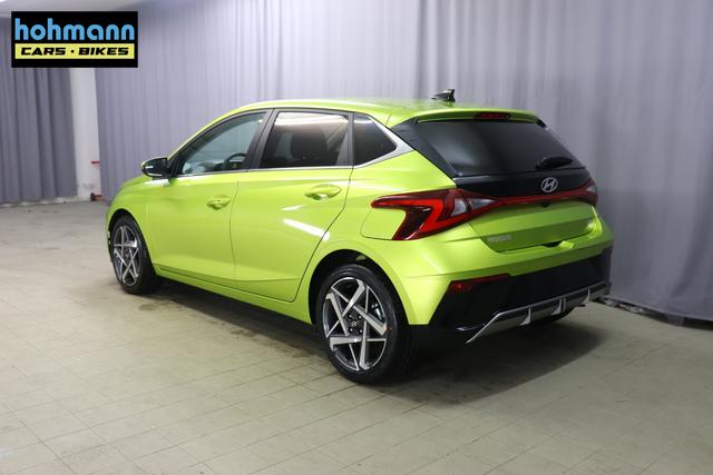 i20 (BC3) Trend Line 1.0 T-GDi 74kW Lucid Lime Metallic Sitzpolsterung in Stoff Schwarz PA4 Infotainment-Paket