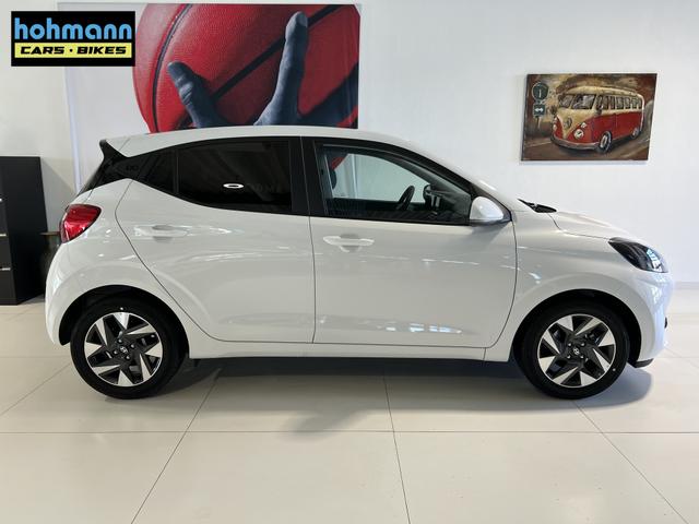 Hyundai i10 GO Plus Atlas White, Beispielbilder, ggf. teilweise mit Sonderausstattung