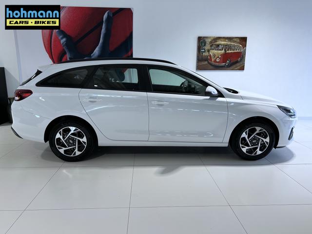 Hyundai i30 GO Serenity White