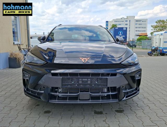 Cupra / Leon Sportstourer / Schwarz / Basis / / , Beispielbilder, ggf. teilweise mit Sonderausstattung