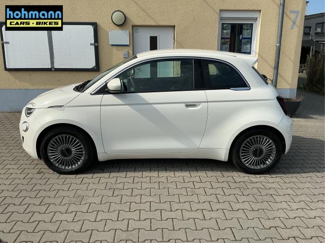 Fiat / 500e / Wei&szlig; / La Prima / Arktis Wei&szlig; / , Beispielbilder, ggf. teilweise mit Sonderausstattung
