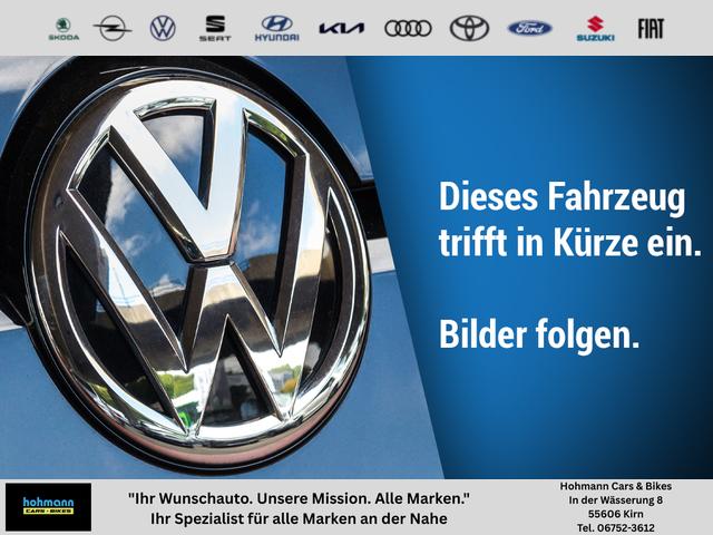 Volkswagen Golf - R PANO+HuD+HARMAN+360 KAM+MATRIX+NAVI+19" ALU+ACC