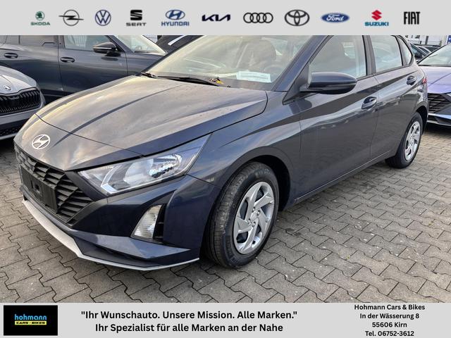 Hyundai i20 - Comfort 1.2i 79PS, AURORA-GRAU METALLIC, 5 Jahre Garantie, NAVIGATION 10,25", Klima, Parksensoren hinten, Rückfahrkamera, Alarm, Lederlenkrad, Tempomat, Armlehne vorne, Reserverad, 4x elektr. Fensterheber, Fernlicht-Assistent
