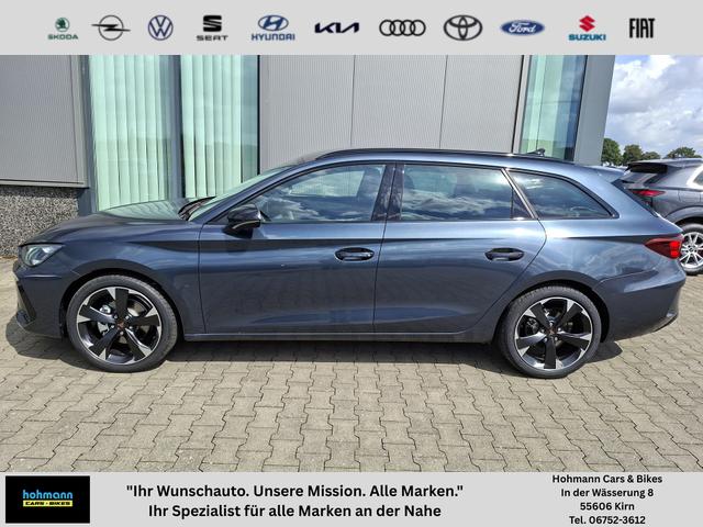 Cupra Leon Sportstourer - Basis 1.5 eTSI 150PS DSG (AUTOMATIK), GRAU-MET, ANH&Auml;NGERKUPPLUNG, ELEKTR. HECKKLAPPE, KESSY, ALARM, R&Uuml;CKFAHRKAMERA, 18" Alu, Sitzheizung, M-Lederlenkrad beheizt, Parksensoren vorne und hinten, Adaptiver Tempomat, 3-Zonen-Climatronic, Radio 12,9" + Full Link
