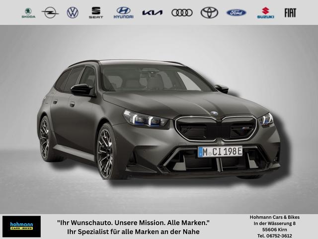 BMW M5 - Touring 4.4 8-Gang Steptronic xDrive