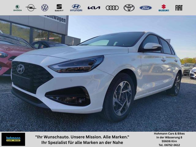 Hyundai i30 - Family HB 1.6 GO*Navi*LED*Shzg*Lhzg*PDC*Cam*16Zoll*