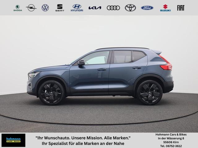 Volvo XC40 - 2.0 Black Edition Plus B4 Mild-Hybrid 197PS Automatik elektr. PanoDach R&uuml;ckf.Kamera PDC v+h ACC el.Heckklappe Harman/Kardon-Sound Klimaautomatik Sitzheizung Lenkradheizung Apple CarPlay Android Auto 20-LM