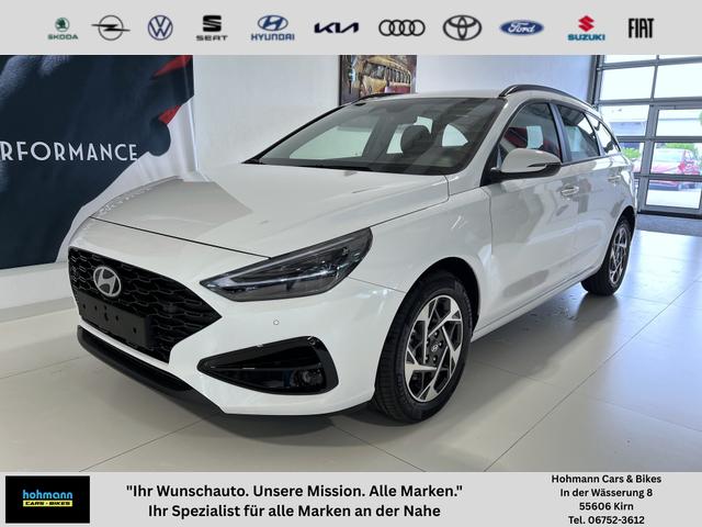 Hyundai i30 - GO 1.0 T-GDi 73 kW (100 PS) Klimaanlage, Sitzheizung, Lenkradheizung, Navigationssystem, DAB, Apple CarPlay, Android Auto, Bluetooth, Freisprecheinrichtung, USB-Anschluss, Digitales Cockpit, LED-Abblendlicht, Dachreling, 16 Zoll Leichtmetallfelgen, uvm.