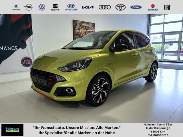 Hyundai i10 - N Line 1.0 T-GDI 66 kW (90 PS) Line-Interieur-Paket, Lenkradheizung, Sitzheizung, Klimaautomatik, Radio, DAB, Apple CarPlay, Android Auto, Navigationssystem, R&uuml;ckfahrkamera, Verkehrszeichenerkennung, Tempomat, 16 Zoll Leichtmetallfelgen, uvm.