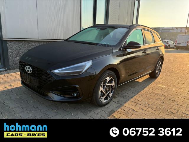 Hyundai i30 Kombi - Comfort 1.5i CVVT 96PS, 5 Jahre Garantie, NAVIGATIONSSYSTEM 10,25", Bi-LED-Scheinwerfer, Parksensoren vorn/hinten, Rückfahrkamera, Klimaanlage, Tempomat, Lederlenkrad, Nebelscheinwerfer, ZV mit Fernbedienung, Alarmanlage