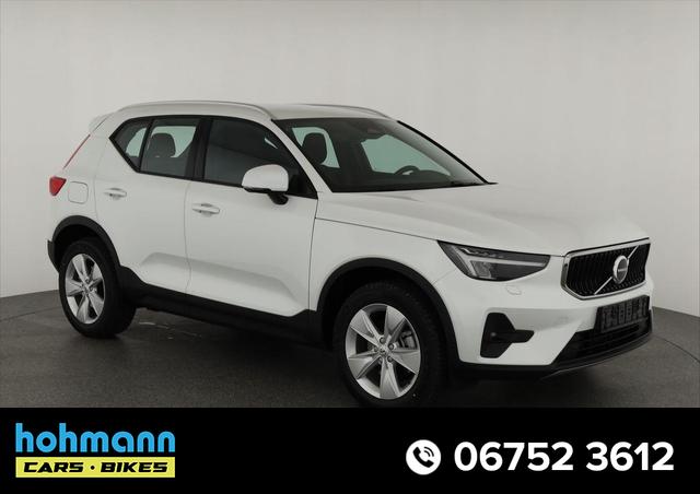 Volvo XC40 - Core 2WD B3 Mild-Hybrid Core, Navi, Thors Hammer, Winter, Kamera, el. Klappe