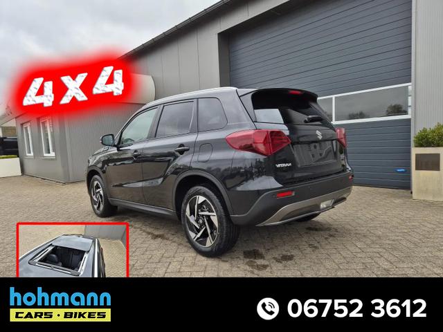 Suzuki Vitara - Comfort+ 129PS HYBRID 4x4 ALLGRIP 1.4 Boosterjet Allrad elektr. PanoDach Teilleder mit Alcantara Navi Klimaautomatik Sitzheizung ACC PDC v+h Rückf.Kamera Suzuki-Radio Apple CarPlay Android Auto Touchscreen 2xKeyless 17-LM