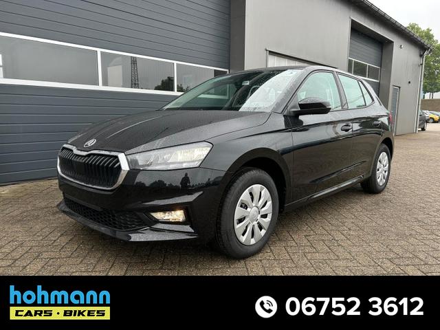 Skoda Fabia - 1.0 TSI 95PS Selection 5-türig Rückf.Kamera Parksensoren Sitzheizung Multifunktionslenkrad Klima Skoda-Radio Bluetooth Touchscreen Tempomat Nebelsch. Apple CarPlay + Android Auto