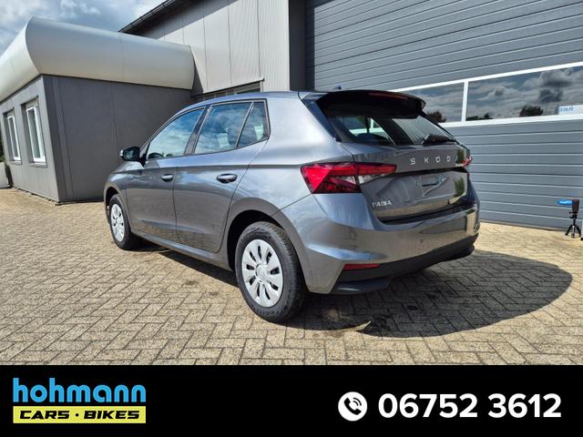 Skoda Fabia - 1.0 TSI 95PS Selection 5-türig Rückf.Kamera Parksensoren Sitzheizung Multifunktionslenkrad Klima Skoda-Radio Bluetooth Touchscreen Tempomat Nebelsch. Apple CarPlay + Android Auto
