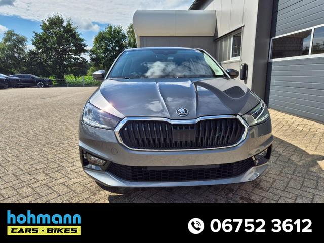 Skoda Fabia - 1.0 TSI 95PS Selection 5-türig Rückf.Kamera Parksensoren Sitzheizung Multifunktionslenkrad Klima Skoda-Radio Bluetooth Touchscreen Tempomat Nebelsch. Apple CarPlay + Android Auto
