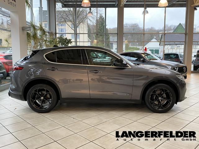 Alfa Romeo Stelvio 2.0 Turbo 16V Lusso Q4 OPF 