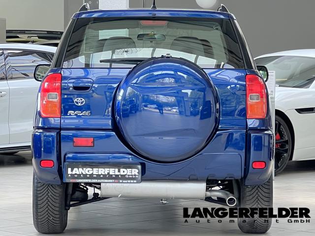 Toyota RAV4 1.8 4x2 blue 