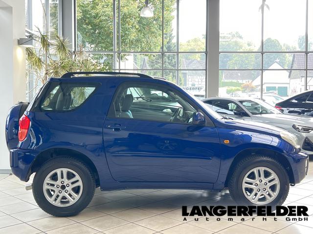 Toyota RAV4 1.8 4x2 blue 