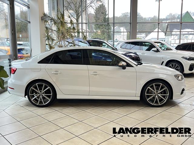 Audi QUATTRO S3 2.0 TFSI 