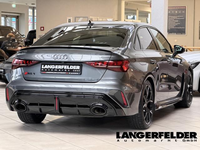 Audi QUATTRO RS 3 2.5 TFSI Limousine 
