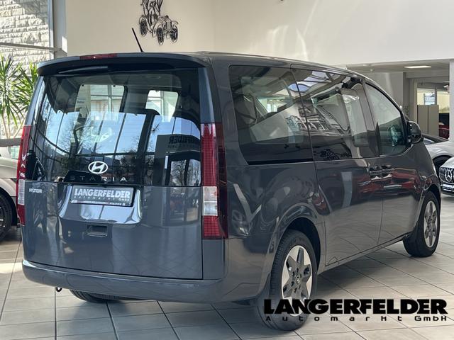 Hyundai Staria 1.6 T-GDI Hybrid 