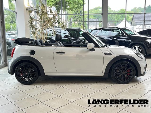 MINI Cabrio Cooper S JCW Trim 