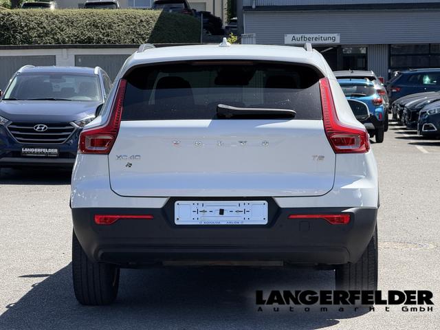 Volvo XC40 XC 40 T2 2WD Momentum Core 