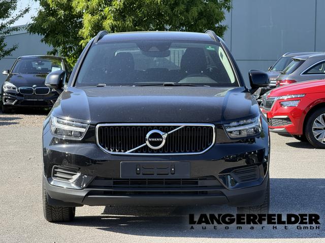 Volvo XC40 XC 40 T2 2WD Momentum Core 
