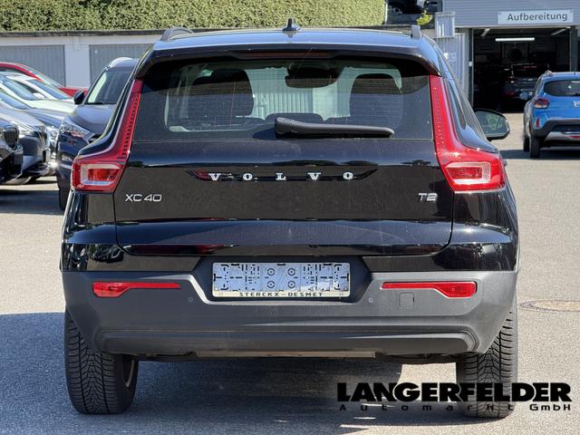 Volvo XC40 XC 40 T2 2WD Momentum Core 