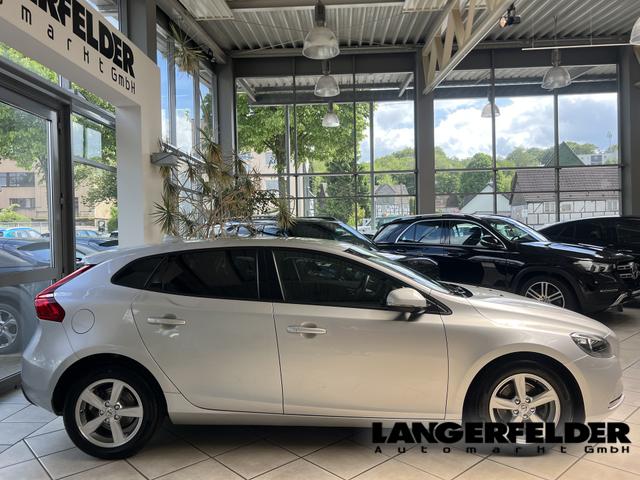 Volvo V40 V 40 T2 2.0 Kinetic 