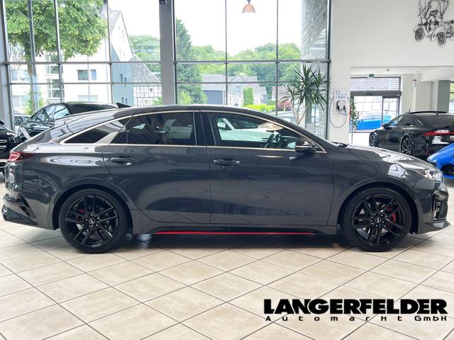 Kia ProCeed 1.6 T-GDI GT 