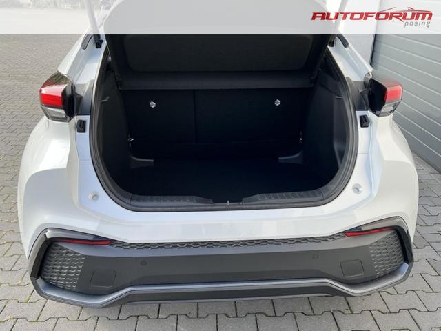 Toyota C-HR Executive 2,0 Hybrid 145KW MJ26 