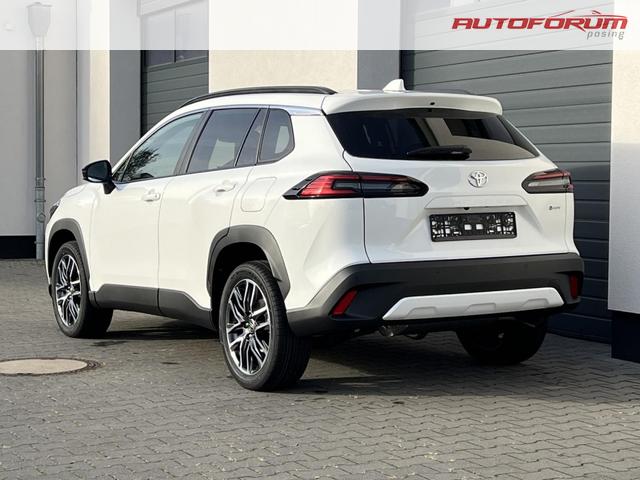 Toyota Corolla Cross Teamplayer 2,0 Hybrid FWD Facelift 