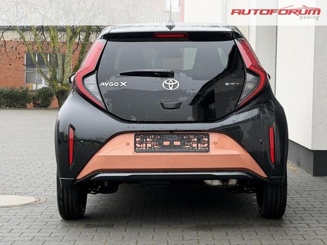 Toyota Aygo X Play Comfort 1,5 Hybrid CVT 85KW Winter neues Mode 