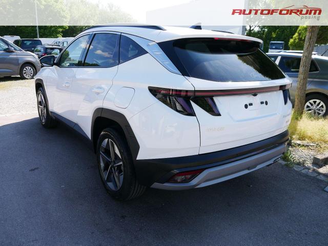 Hyundai TUCSON GO Plus 1.6 T-GDi HEV 4WD AT *PDC*RFK*NAVI*SHZ*LED*DAB*KLIMA*FRONT ASSIST* 