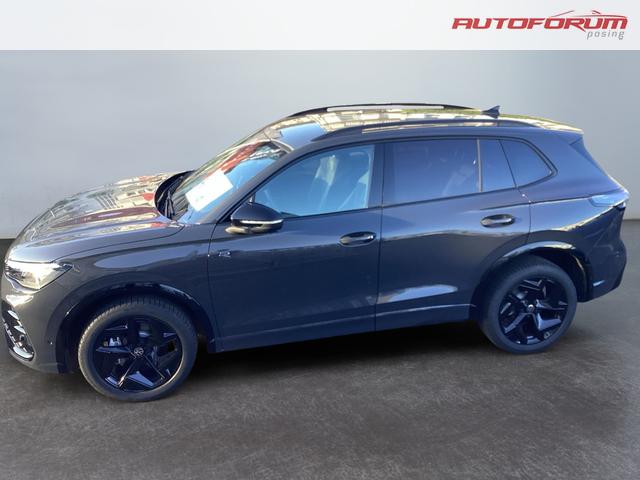 Volkswagen / Tiguan / Grau / / / 