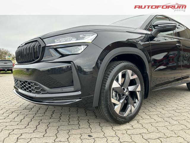 Skoda / Kodiaq / Wei&szlig; / / / Sportline 2.0 TDI DSG 4x4 / 7-Sitze AHK