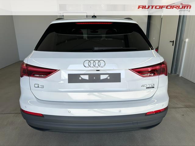 Audi Q3 40 TDI quattro AHK+ACC+Navi+Kamera+Alu18 